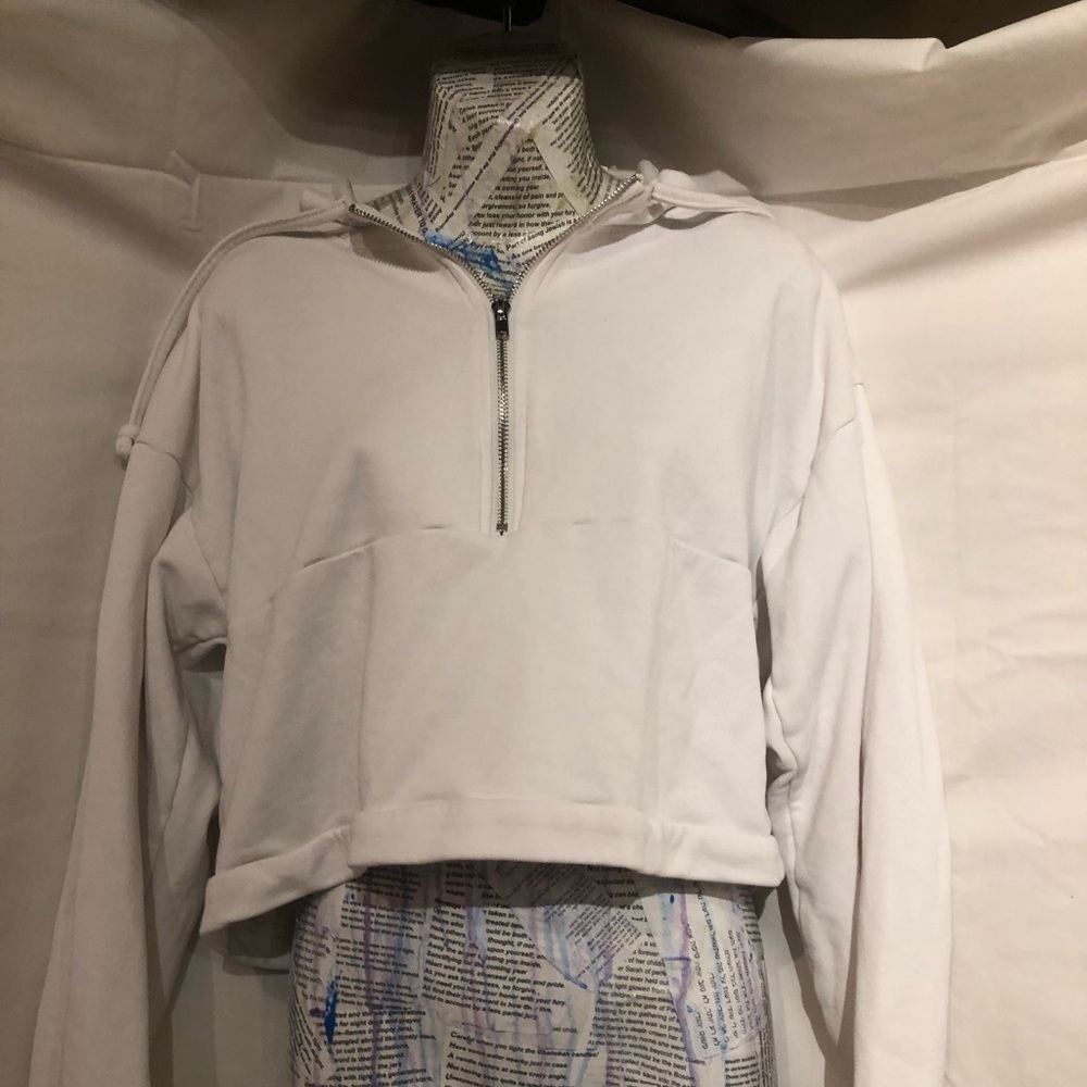 Nordstrom 100% cotton White Sweatshirt